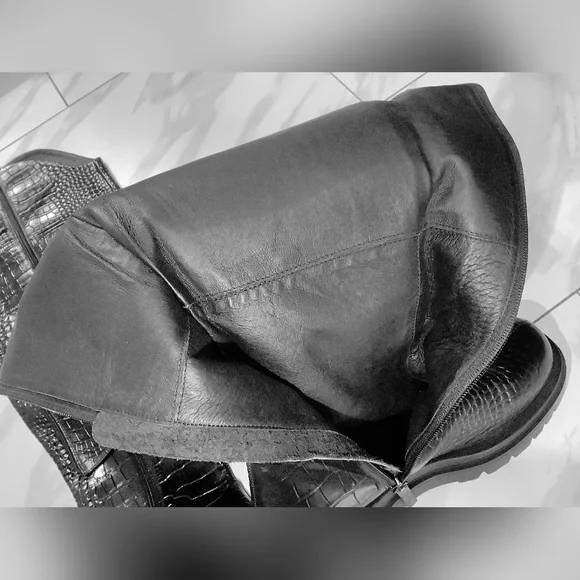 Jennifer Le Caiman Combat Boots - Picture 5 of 15